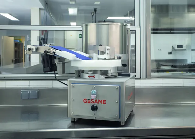 Gesame Hamburger Forming Machine MH100A Kit